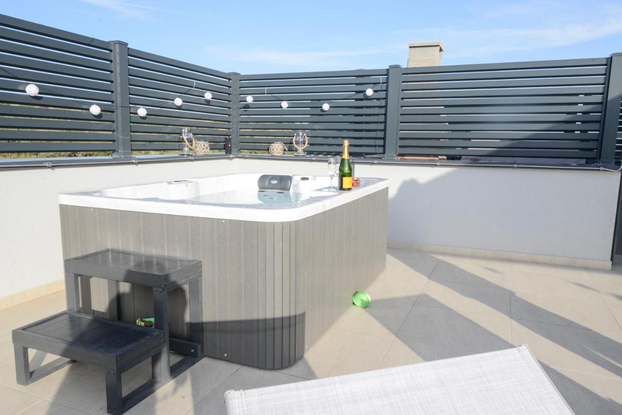 Rooftop apartment Jadera - AE1443 Zadar Buitenkant foto